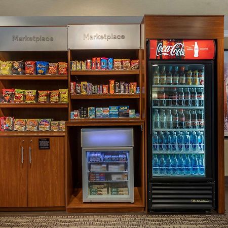 Comfort Suites Visalia - Convention Center Bagian luar foto